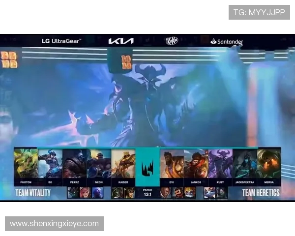 LCK电竞直播激战正酣 解密顶尖战队背后的精彩故事与战略分析