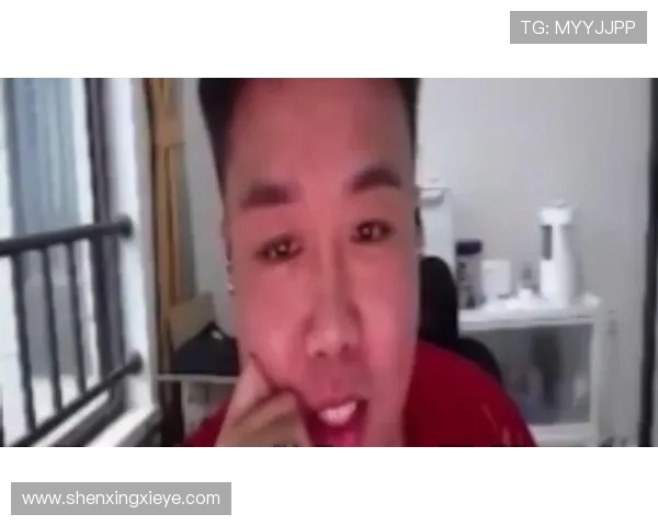 嘉玮在穿越火线中逆转战局成为团队最强指挥官的传奇故事