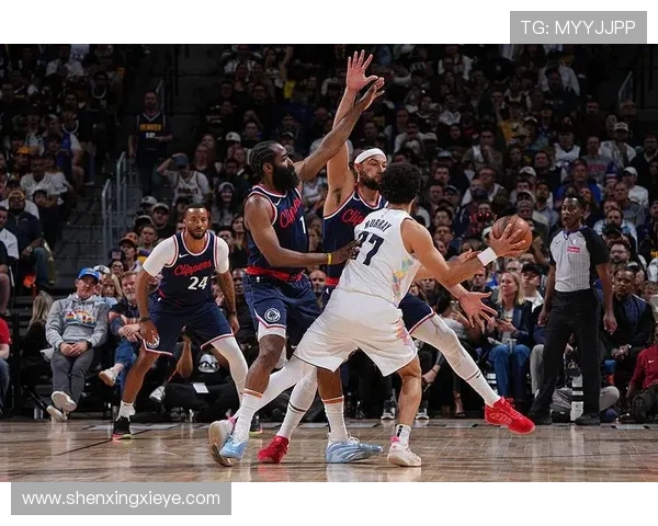 凯尔特人力克雄鹿晋级季后赛关键战 季后赛前景愈加明朗