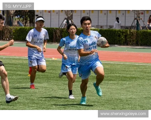 赛后分析：杭州篮球队与重庆篮球队的默契配合与战术执行探讨