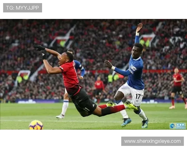 加克波的崛起之路：从青年才俊到足球巨星的传奇旅程