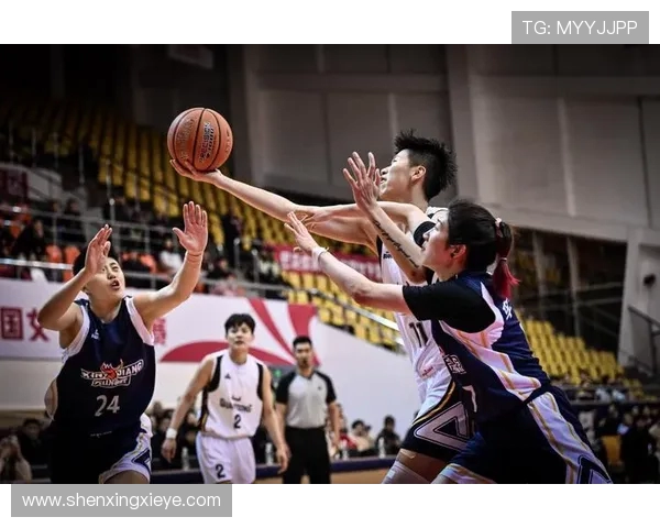 吴冠希在篮球赛场上的崛起与挑战揭秘他的职业生涯与未来发展方向